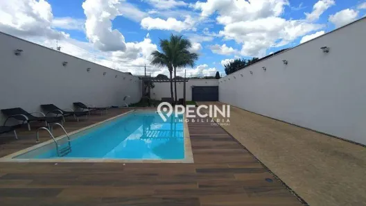 Casa com 3 Quartos para venda ou aluguel, 450m² no Centro, Santa Gertrudes