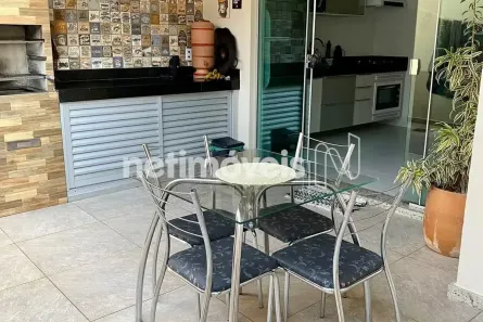 Casa com 2 Quartos à venda, 118m² no Jardim Vitória, Belo Horizonte