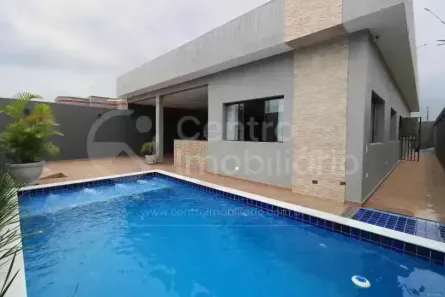 Casa com 3 Quartos à venda, 148m² no , Peruíbe
