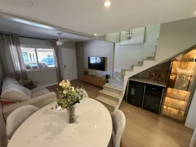 Casa com 2 Quartos à venda, 105m² no Rio Branco, Canoas