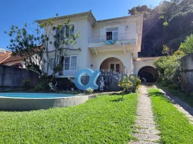 Casa com 5 Quartos à venda, 500m² no Mosela, Petrópolis