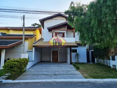 Sobrado com 3 Quartos à venda, 230m² no Loteamento Residencial Porto Seguro, Tremembé