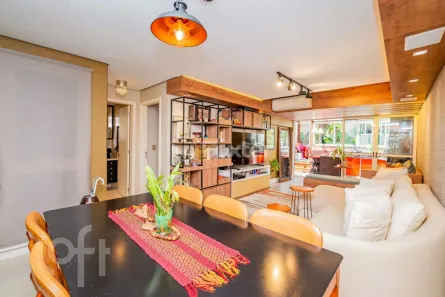 Apartamento com 2 Quartos à venda, 110m² no Mont Serrat, Porto Alegre