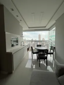 Apartamento com 4 Quartos para alugar, 146m² no Meia Praia, Itapema