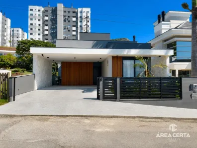 Casa com 3 Quartos à venda, 228m² no Pedra Branca, Palhoça