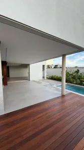 Casa com 3 Quartos à venda, 306m² no Jardim Brasília, Uberlândia