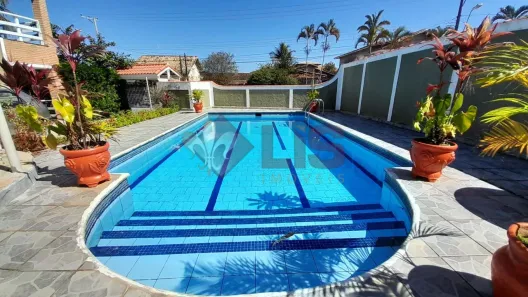 Sobrado com 5 Quartos à venda, 324m² no Pontal de Santa Marina, Caraguatatuba