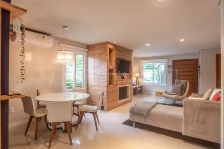 Casa com 3 Quartos à venda, 176m² no Espírito Santo, Porto Alegre
