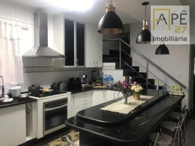 Casa com 3 Quartos à venda, 332m² no Jardim Santa Clara, Guarulhos