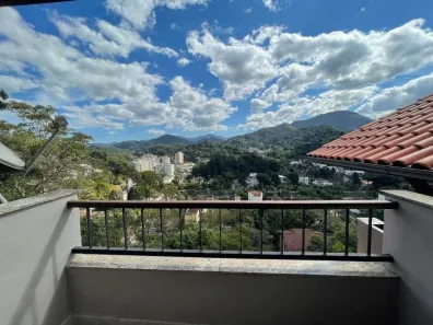 Casa de Condomínio com 7 Quartos à venda, 600m² no Centro, Petrópolis
