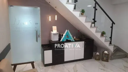 Imóvel Comercial à venda, 174m² no Pinheirinho, Santo André