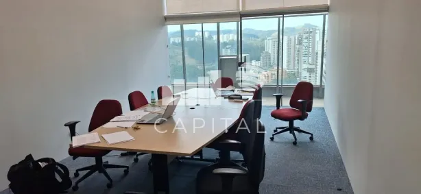 Sala Comercial para alugar, 700m² no Dezoito do Forte Empresarial/Alphaville., Barueri