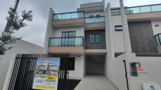Sobrado com 3 Quartos à venda, 120m² no Tarumã, Curitiba