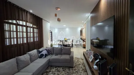 Casa com 3 Quartos à venda, 160m² no Tanquinho, Ferraz de Vasconcelos