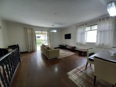 Casa com 3 Quartos à venda, 200m² no Boqueirão, Santos