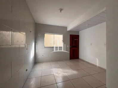 Casa com 2 Quartos para alugar, 65m² no Itacolomi, Balneário Piçarras