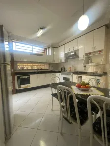 Sobrado com 4 Quartos à venda, 299m² no Jardim Aurélia, Campinas