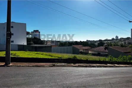 Lote/Terreno à venda, 360m² no Chácara Floresta, Botucatu