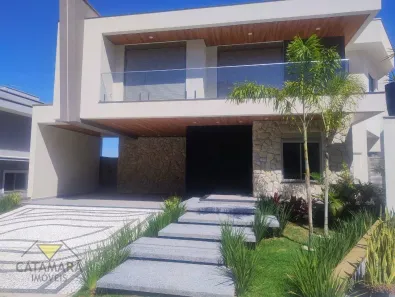 Casa de Condomínio com 3 Quartos à venda, 210m² no Fazenda Rodeio, Mogi das Cruzes