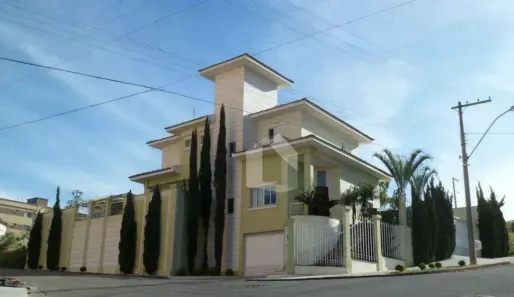 Casa com 4 Quartos à venda, 346m² no Jardim Elvira Dias, Poços de Caldas