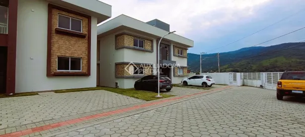 Apartamento com 2 Quartos à venda, 71m² no Ambrósio, Garopaba