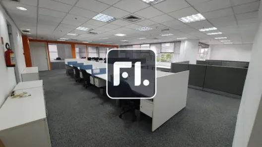Sala Comercial para alugar, 325m² no Vila Olímpia, São Paulo