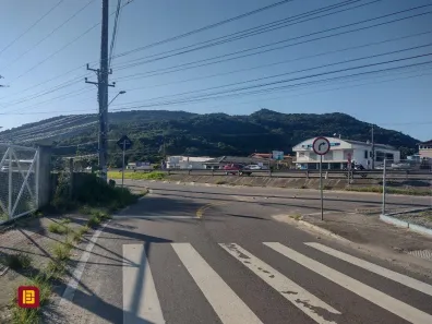 Lote/Terreno à venda, 240000000m² no Vargem Grande, Florianópolis