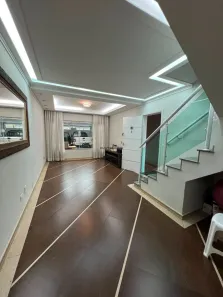 Sobrado com 3 Quartos à venda, 200m² no Vila Bertioga, São Paulo