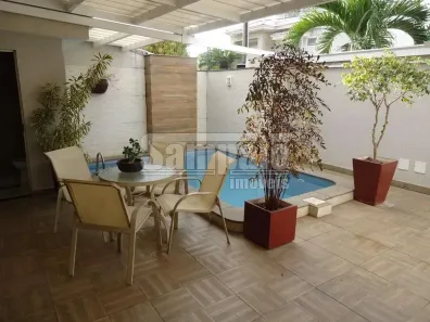 Casa de Condomínio com 6 Quartos à venda, 450m² no Campo Grande, Rio de Janeiro