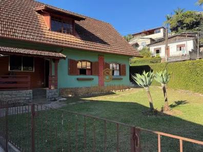 Casa de Condomínio com 3 Quartos à venda, 227m² no Cônego, Nova Friburgo