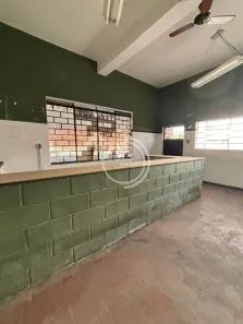 Galpão/Depósito/Armazém com 6 Quartos à venda, 299m² no Vila Haro, Sorocaba
