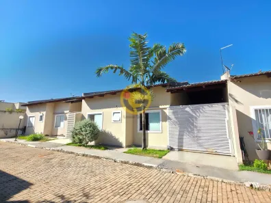 Casa de Condomínio com 3 Quartos à venda, 165m² no Chácaras São Pedro, Aparecida de Goiânia