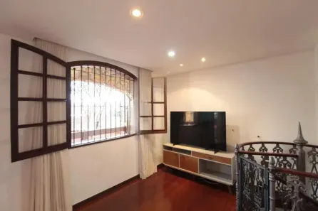 Casa com 4 Quartos à venda, 380m² no Santa Amélia, Belo Horizonte