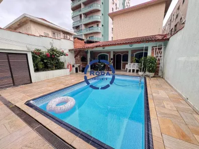 Sobrado com 4 Quartos à venda, 380m² no Embaré, Santos