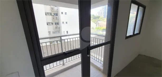 Sala Comercial à venda, 34m² no Moema, São Paulo