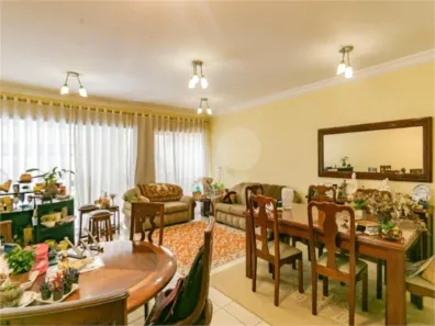 Casa com 4 Quartos à venda, 220m² no Bosque da Saúde, São Paulo
