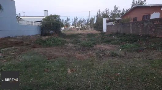 Lote/Terreno à venda, 300m² no Atlântida Sul, Osório