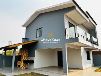 Sobrado com 3 Quartos à venda, 166m² no Universitário, Cascavel