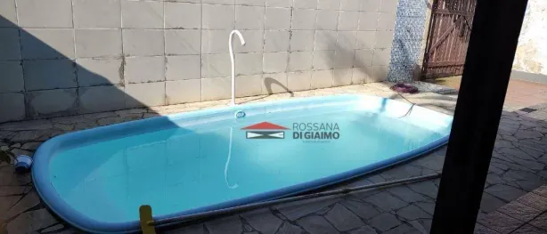 Casa com 3 Quartos à venda, 250m² no Jardim Britânia, Caraguatatuba