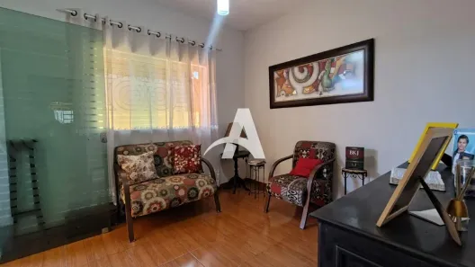 Casa com 2 Quartos para alugar, 109m² no Umuarama, Uberlândia