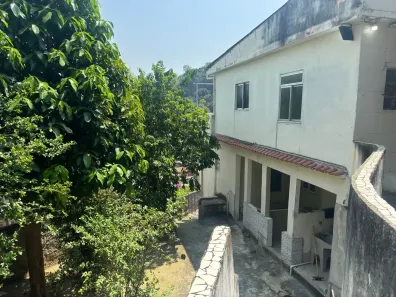 Casa com 6 Quartos à venda, 200m² no Santa Teresa, Rio de Janeiro