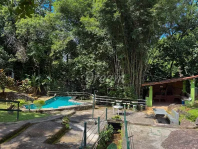 Casa com 4 Quartos à venda, 450m² no Centro, Guapimirim
