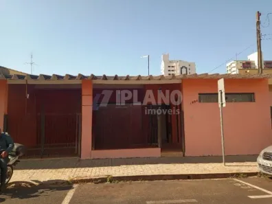 Imóvel Comercial com 3 Quartos para alugar, 230m² no Centro, São Carlos