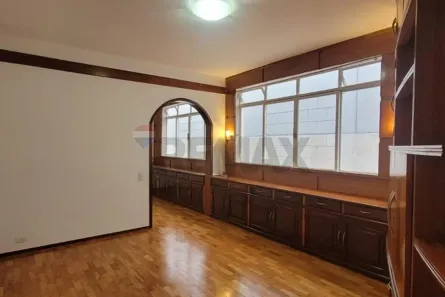 Apartamento com 3 Quartos para alugar, 110m² no Santa Efigênia, Belo Horizonte