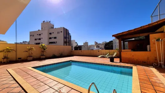 Casa com 4 Quartos à venda, 510m² no São Mateus, Juiz de Fora