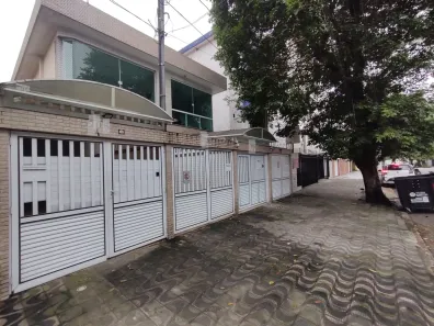 Casa com 3 Quartos para alugar, 130m² no Embaré, Santos
