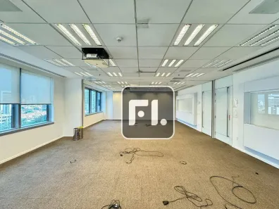 Sala Comercial para alugar, 916m² no Vila Gertrudes, São Paulo