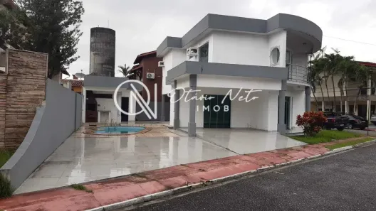 Sobrado com 4 Quartos para alugar, 400m² no Castanheira, Belém