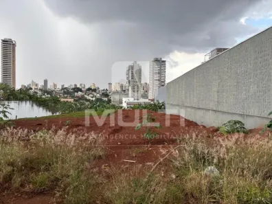 Lote/Terreno com 1 Quarto à venda, 1m² no Morada da Colina, Uberlândia