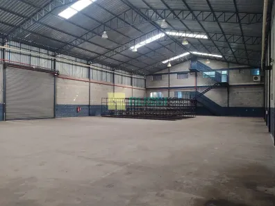 Galpão/Depósito/Armazém para venda ou aluguel, 1610m² no Chácaras Reunidas, São José dos Campos